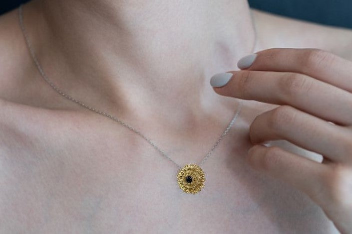 Collar SunLove En Caja de Regalo