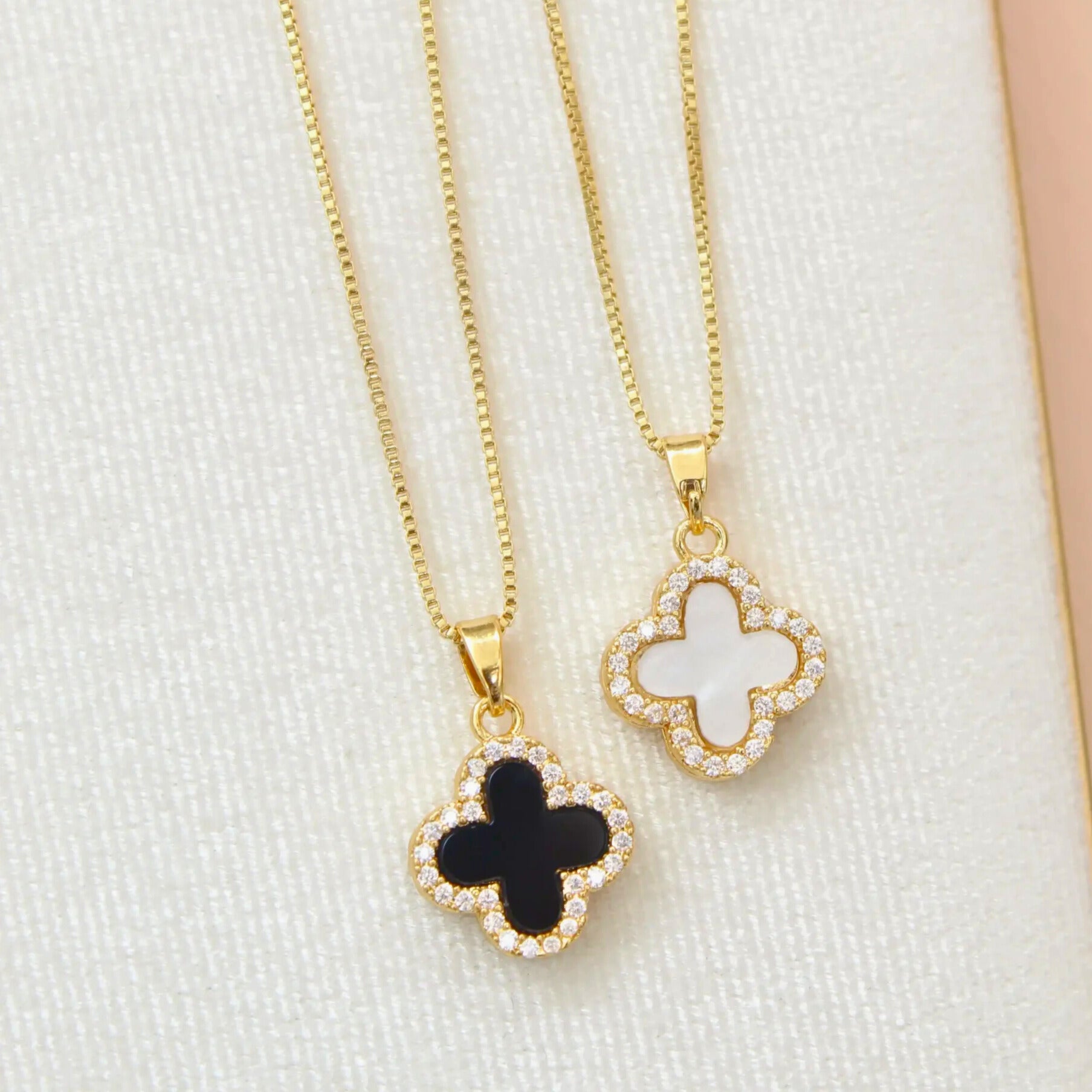 Collar Trébol de Cuatro Hojas Doble Faz