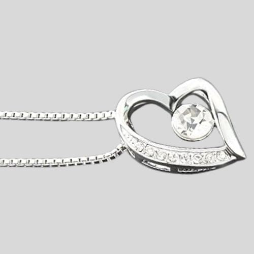 Collar Corazón en Caja de Regalo
