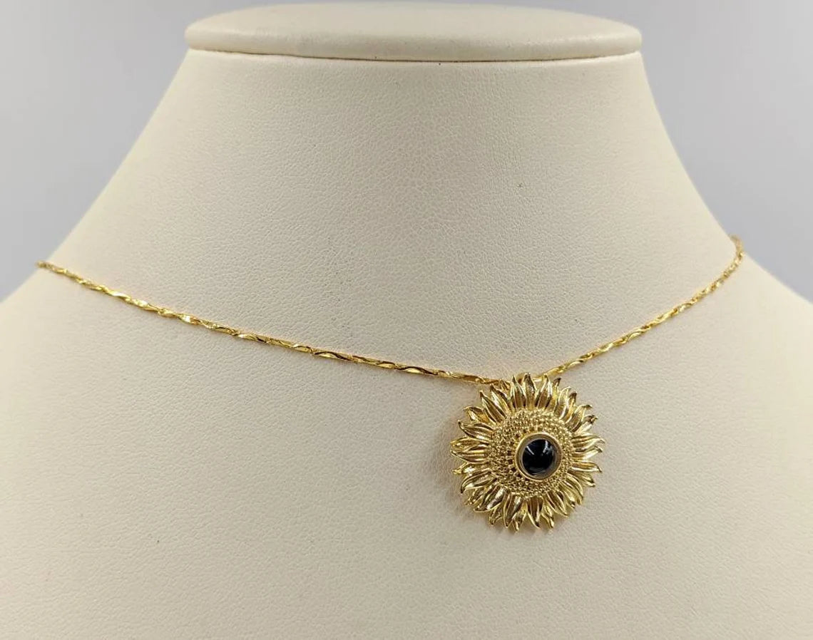 Collar SunLove En Caja de Regalo